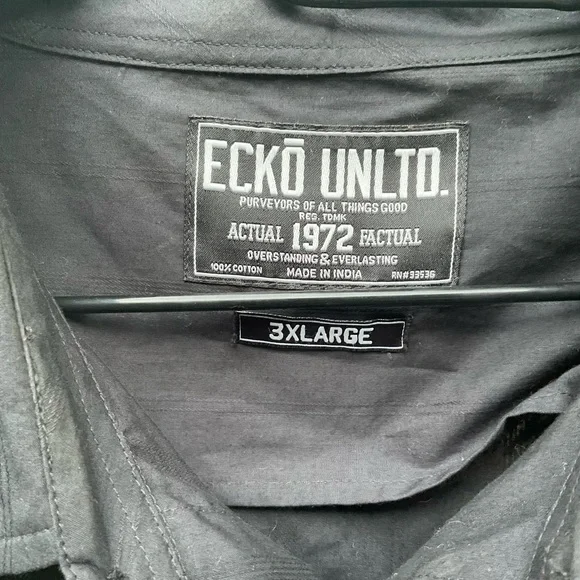 Men’s Ecko Unltd. Classic Studded Black Velvet Accented Button Down Shirt! - Picture 7 of 11